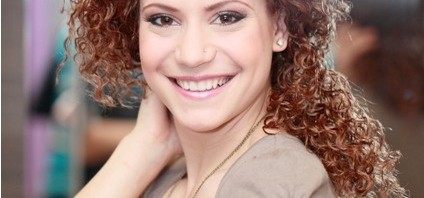 Begöndörödne Antal Timi, az X-faktor  üdvöskéje